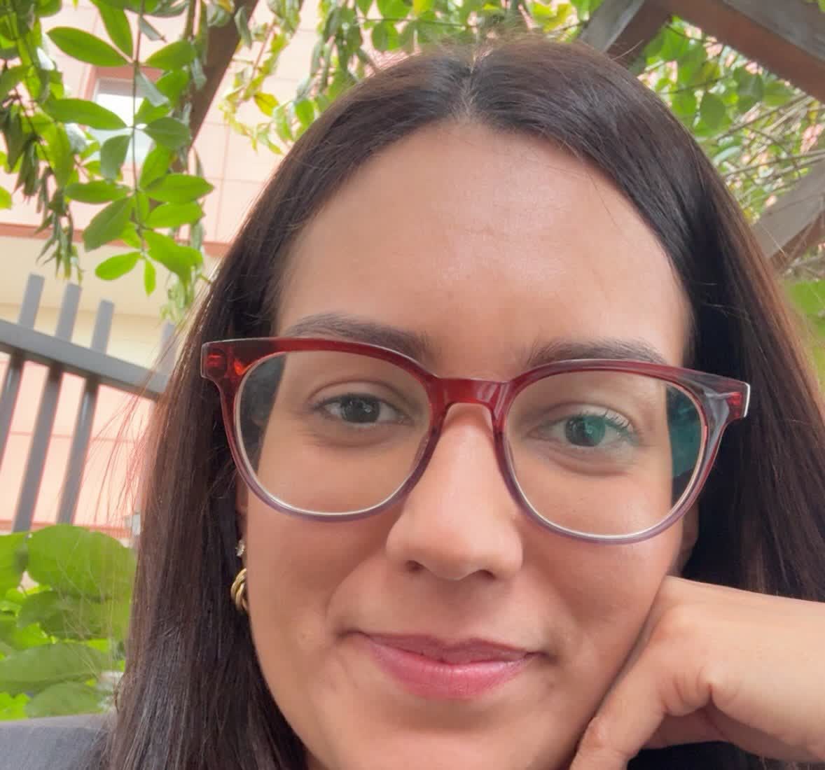 Dra. Jéssica Segantin, cirurgiã-dentista em Botucatu